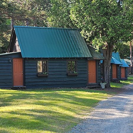 Moreno'S Adirondack Cabins Saranac Lake Eksteriør bilde