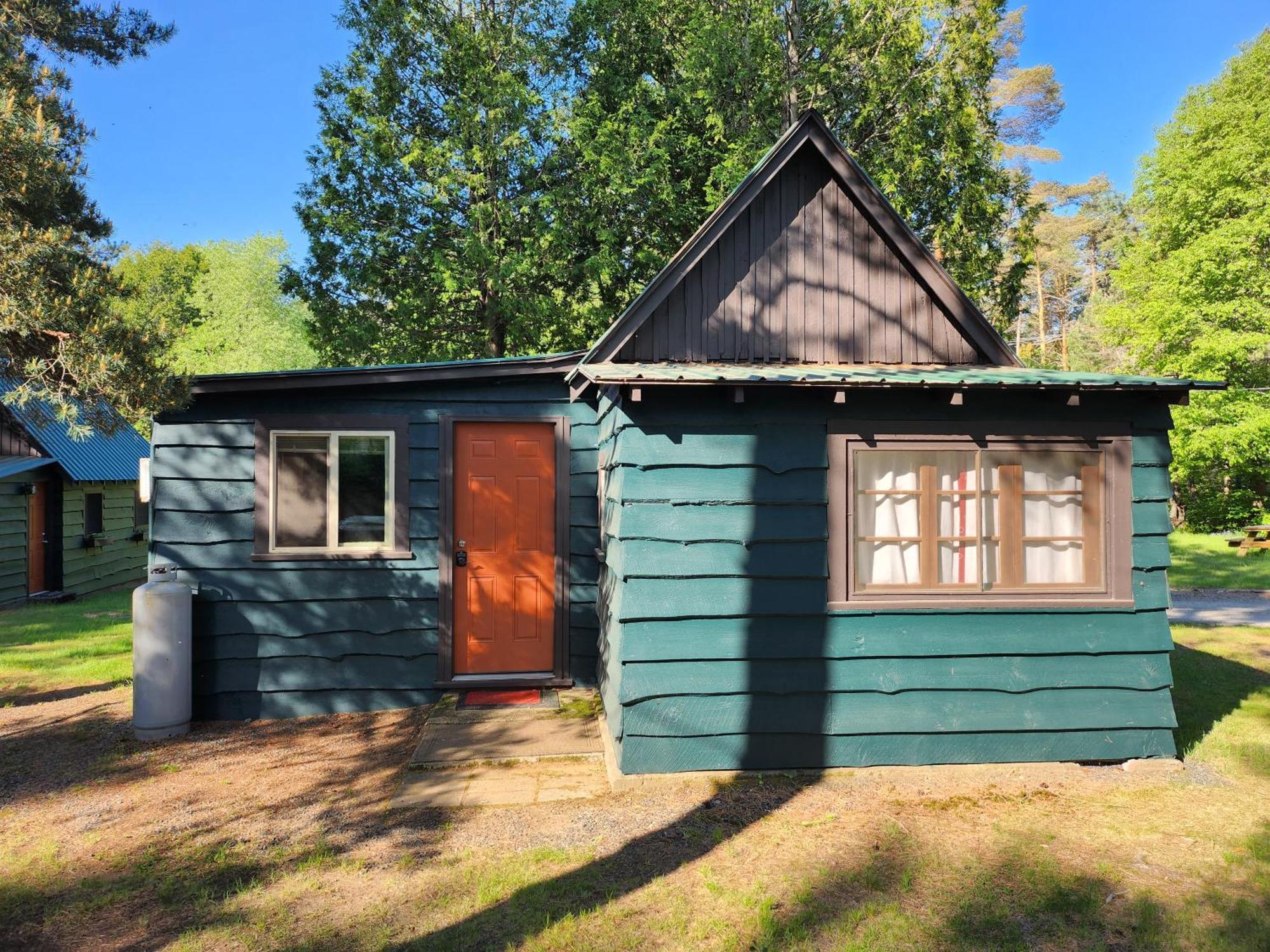 Moreno'S Adirondack Cabins Saranac Lake Eksteriør bilde