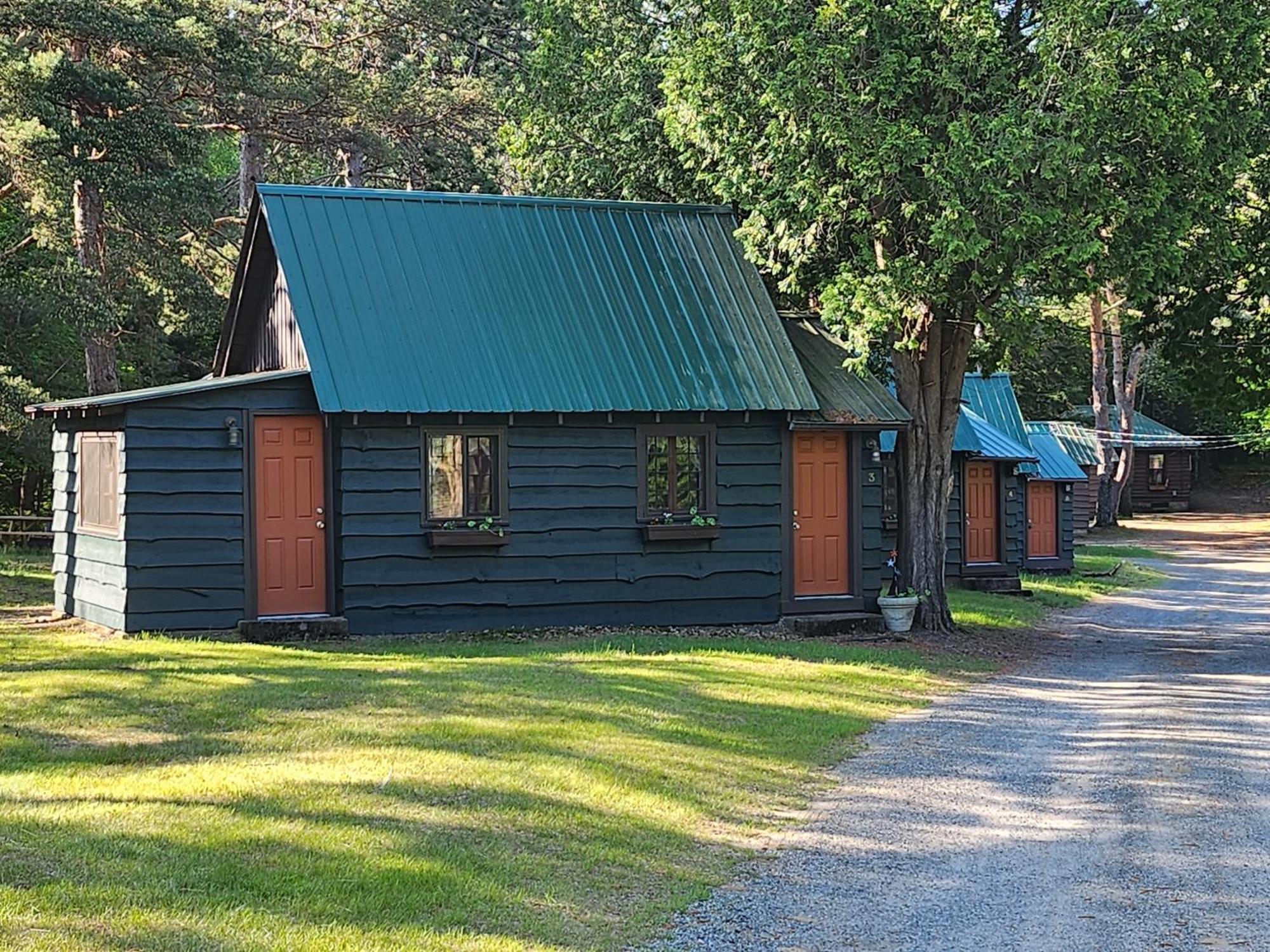 Moreno'S Adirondack Cabins Saranac Lake Eksteriør bilde
